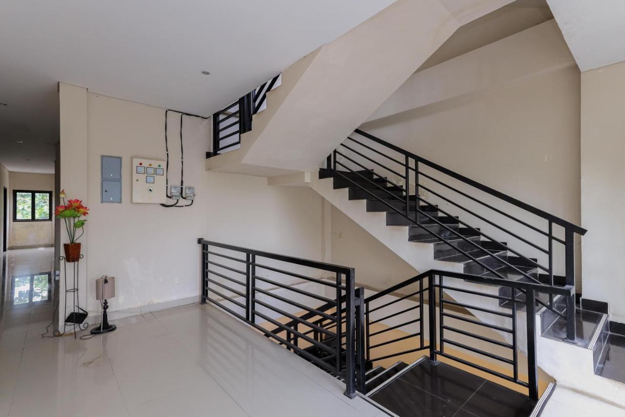 Urbanview Hotel Wg Jimbaran Bali Унгасан Экстерьер фото