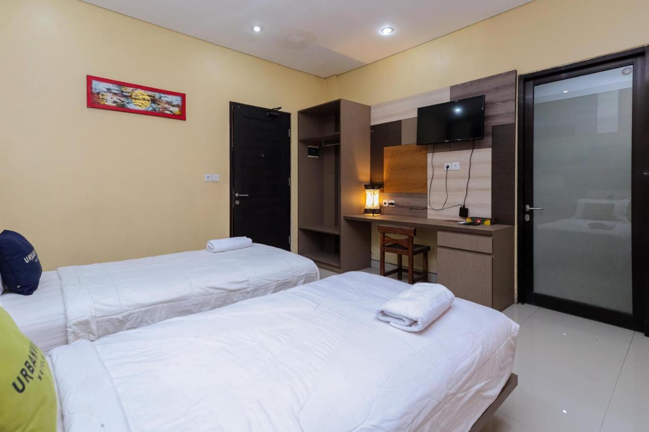 Urbanview Hotel Wg Jimbaran Bali Унгасан Экстерьер фото