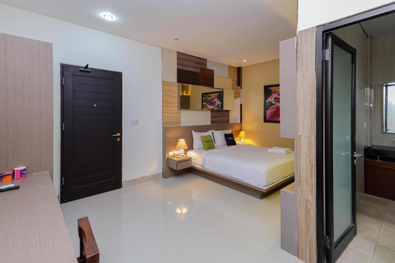 Urbanview Hotel Wg Jimbaran Bali Унгасан Экстерьер фото